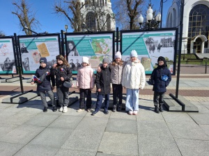 Открытие выставки на Площади Победы
