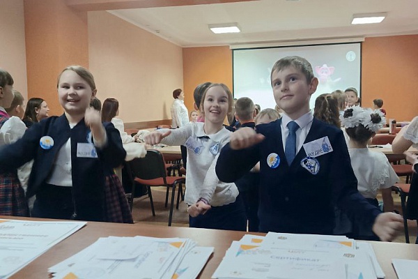 Городская интерактивно-познавательная игра "Хотим всё знать" среди учащихся 1 -х классов общеобразовательных учреждений г.Калининграда