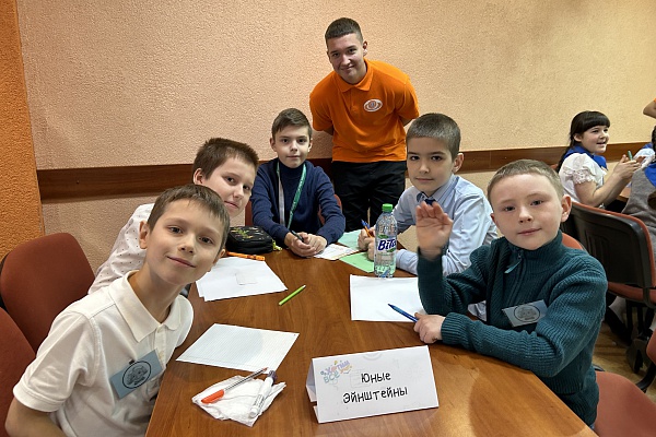 В эти выходные прошла городская интерактивно-познавательная игра  «Хотим все знать!»