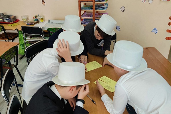 III открытый городской конкурс по английскому языку " I know I can". 